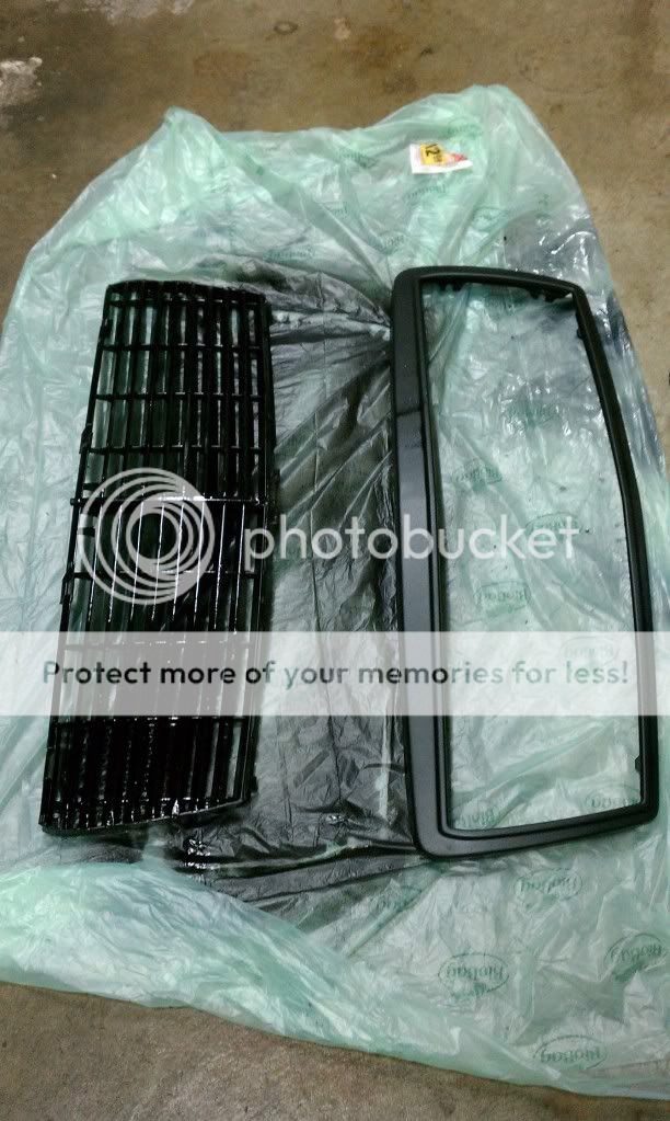 DIY (Blk) Plasti Dip your Front Grille for 6 buck MercedesBenz Forum